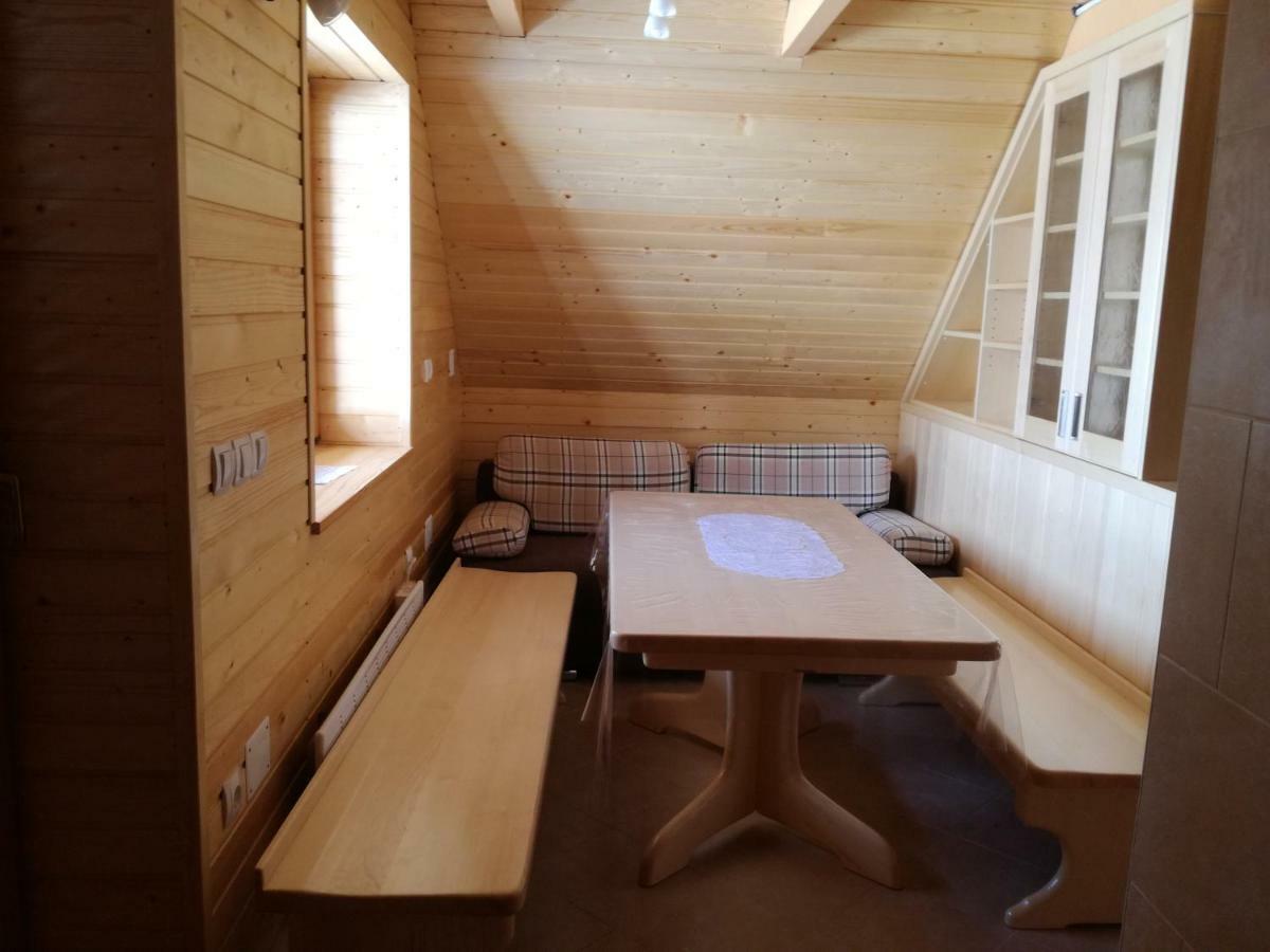 Apartmaji Vrhovnik Cerklje na Gorenjskem Exterior foto