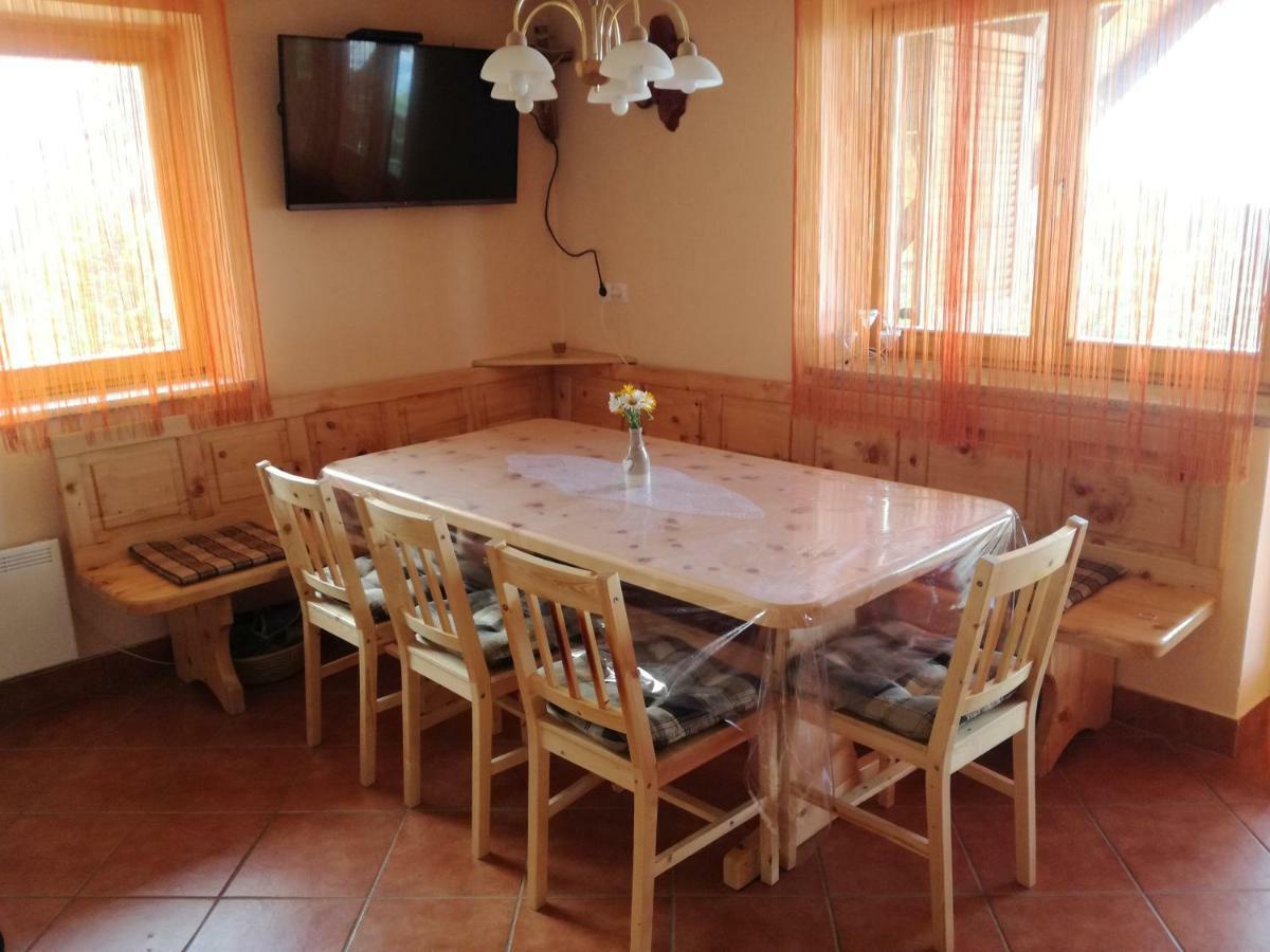 Apartmaji Vrhovnik Cerklje na Gorenjskem Exterior foto